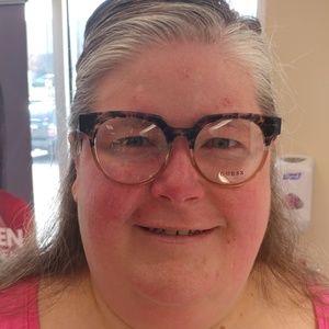 Meet your Posher, Sarah katharine